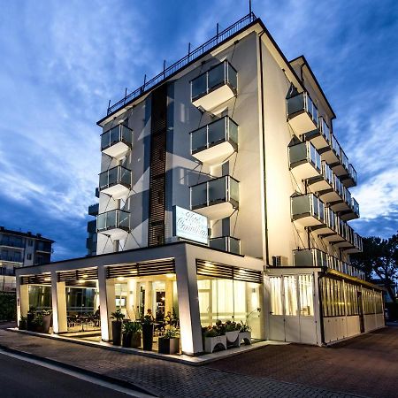 Hotel & Aparthotel Carinthia S Jesolo Extérieur photo
