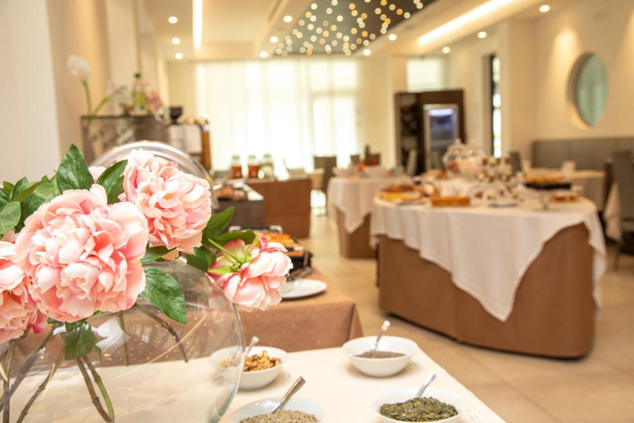 Hotel & Aparthotel Carinthia S Jesolo Extérieur photo