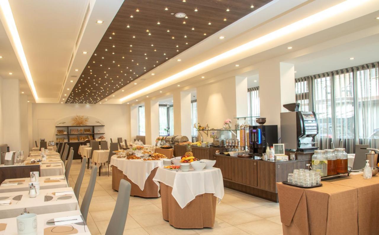 Hotel & Aparthotel Carinthia S Jesolo Extérieur photo