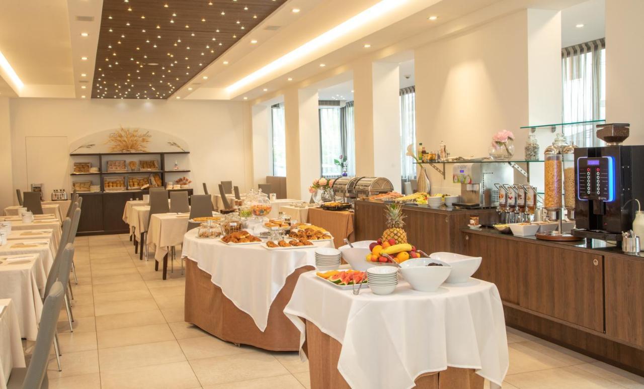Hotel & Aparthotel Carinthia S Jesolo Extérieur photo