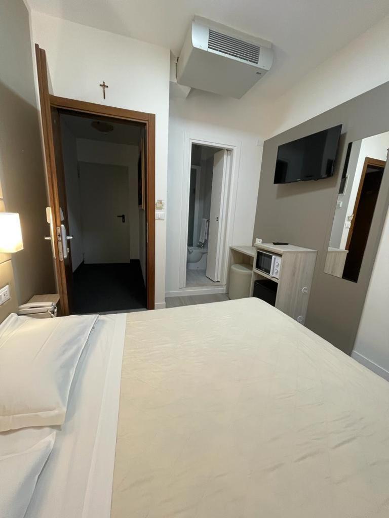 Hotel & Aparthotel Carinthia S Jesolo Extérieur photo