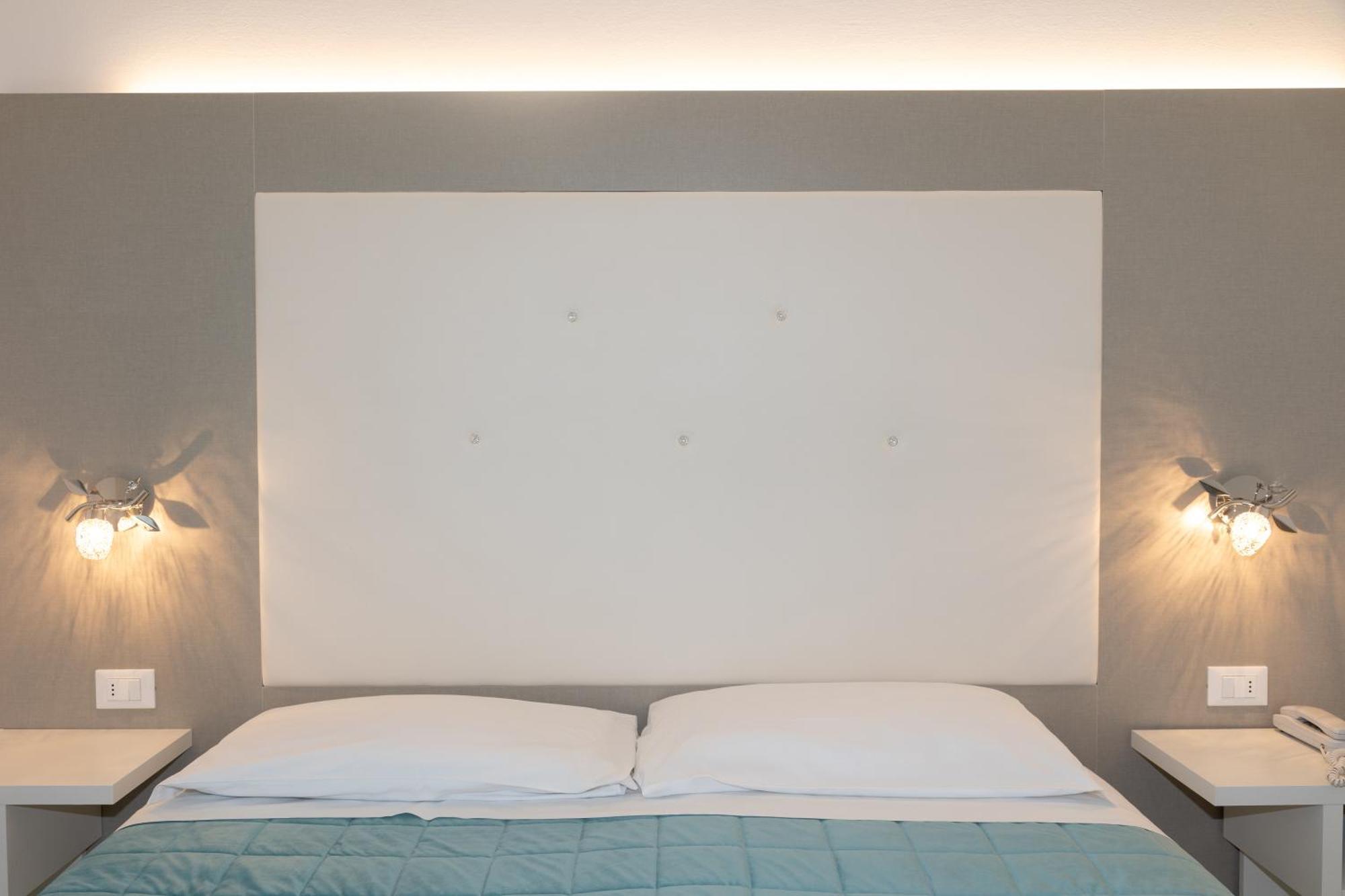 Hotel & Aparthotel Carinthia S Jesolo Extérieur photo